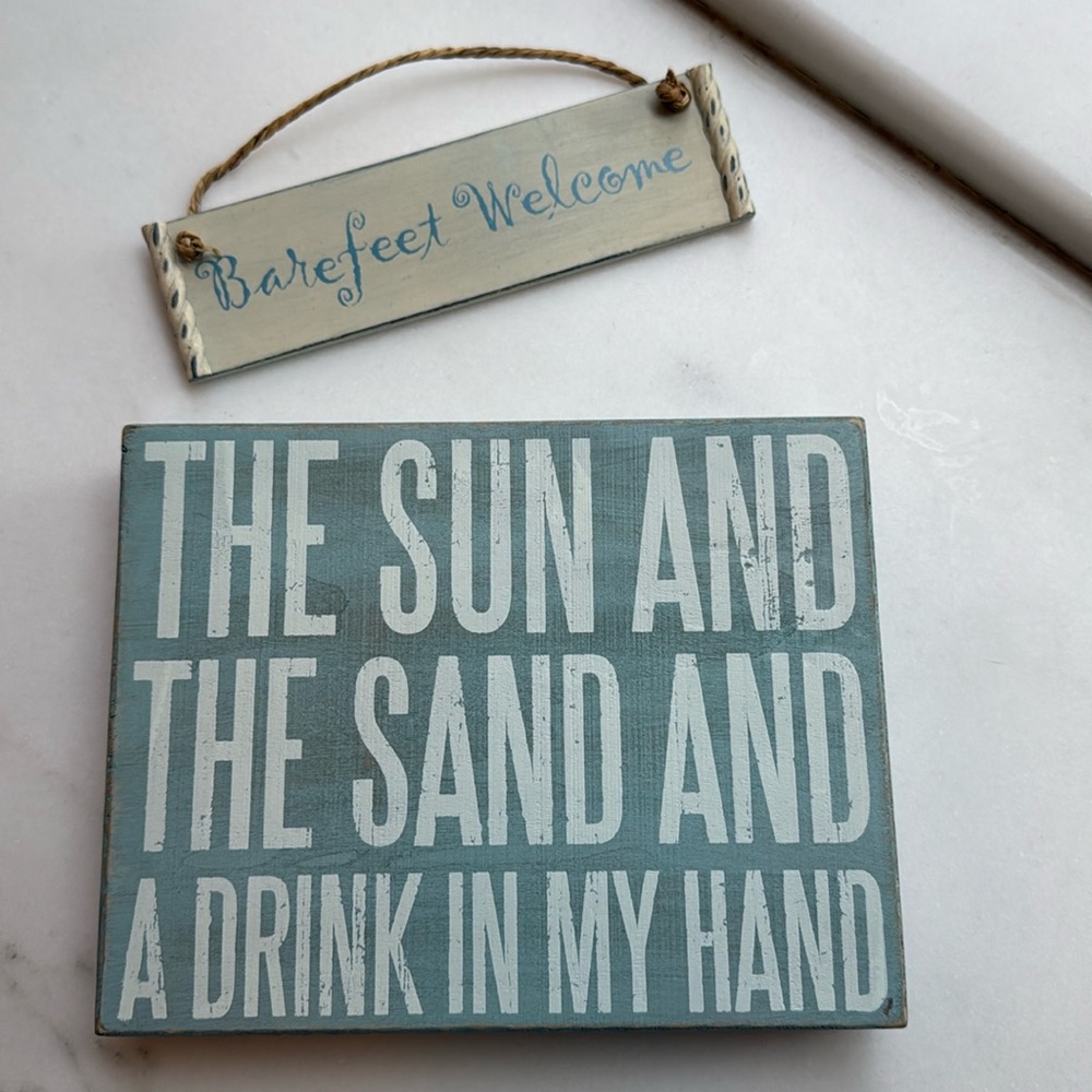Cute “beach” signs